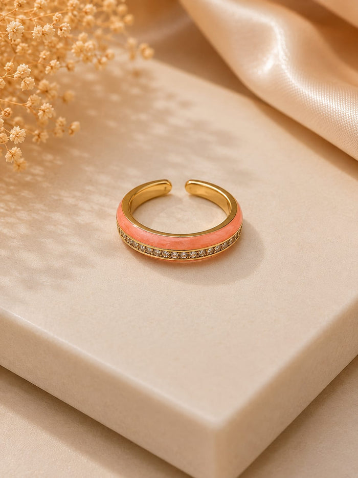 Coral Lumière Crystal Edge Gold Ring