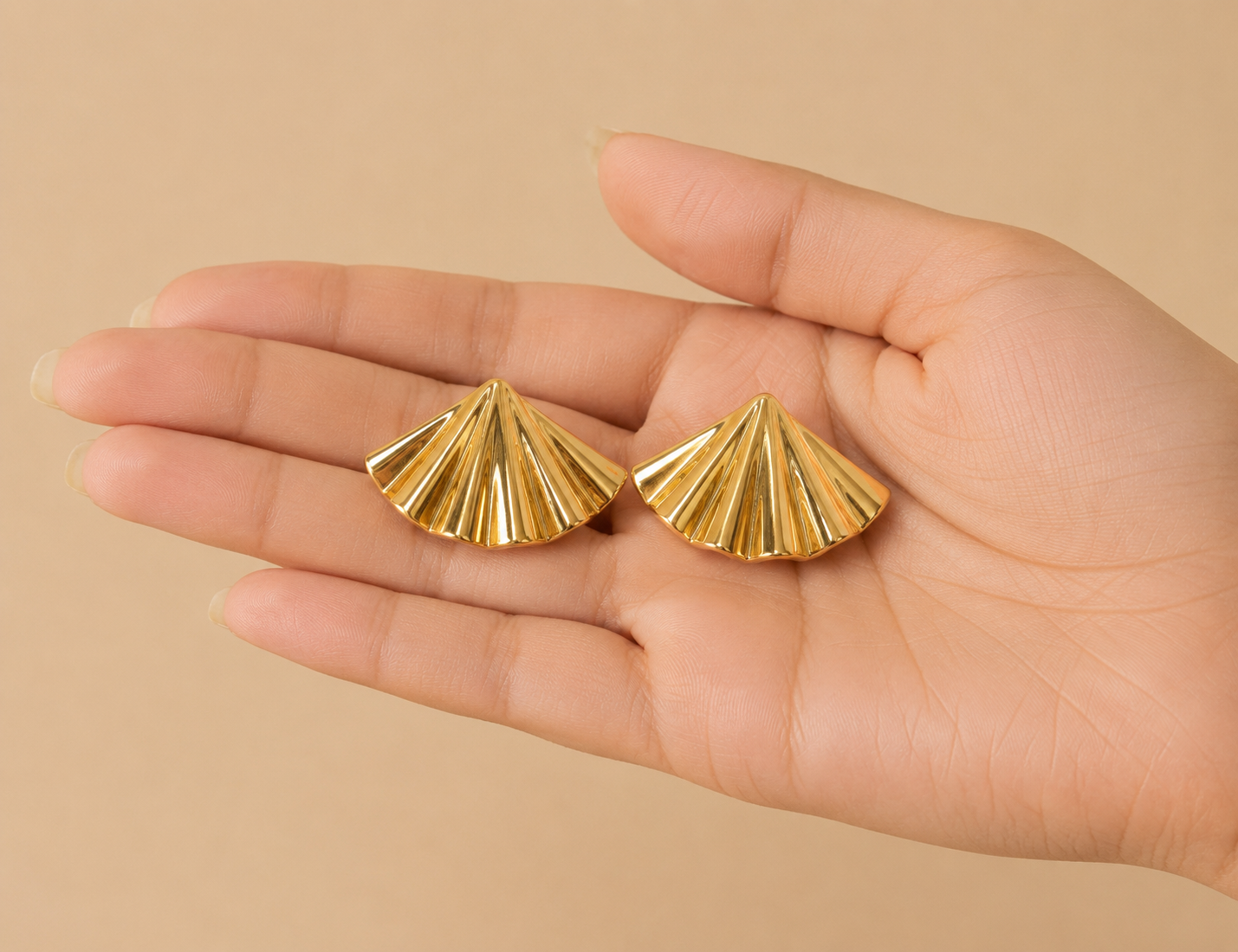 Radiant Fan Gold Stud Earrings – Anti Tarnish Stainless Steel