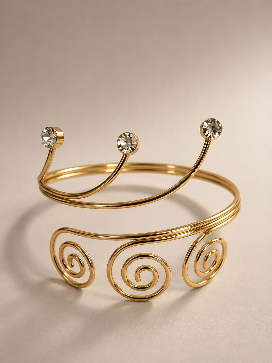 ✨ Celestia Arm Cuff — Golden