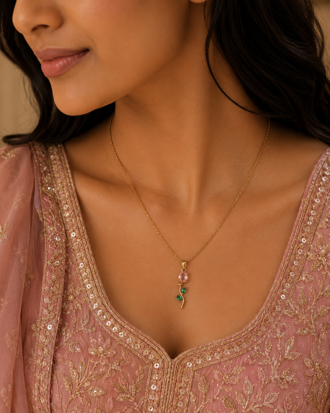 Tulip Grace Pendant Necklace – 18K Gold Plated