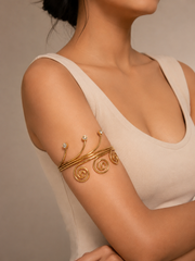 ✨ Celestia Arm Cuff — Golden