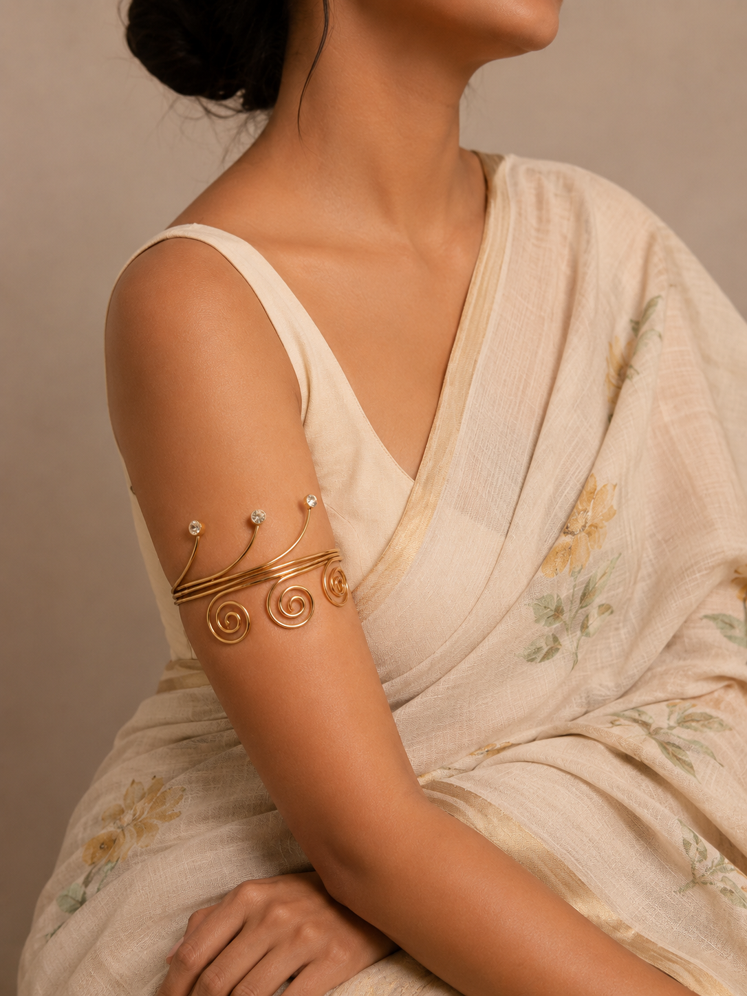 ✨ Celestia Arm Cuff — Golden