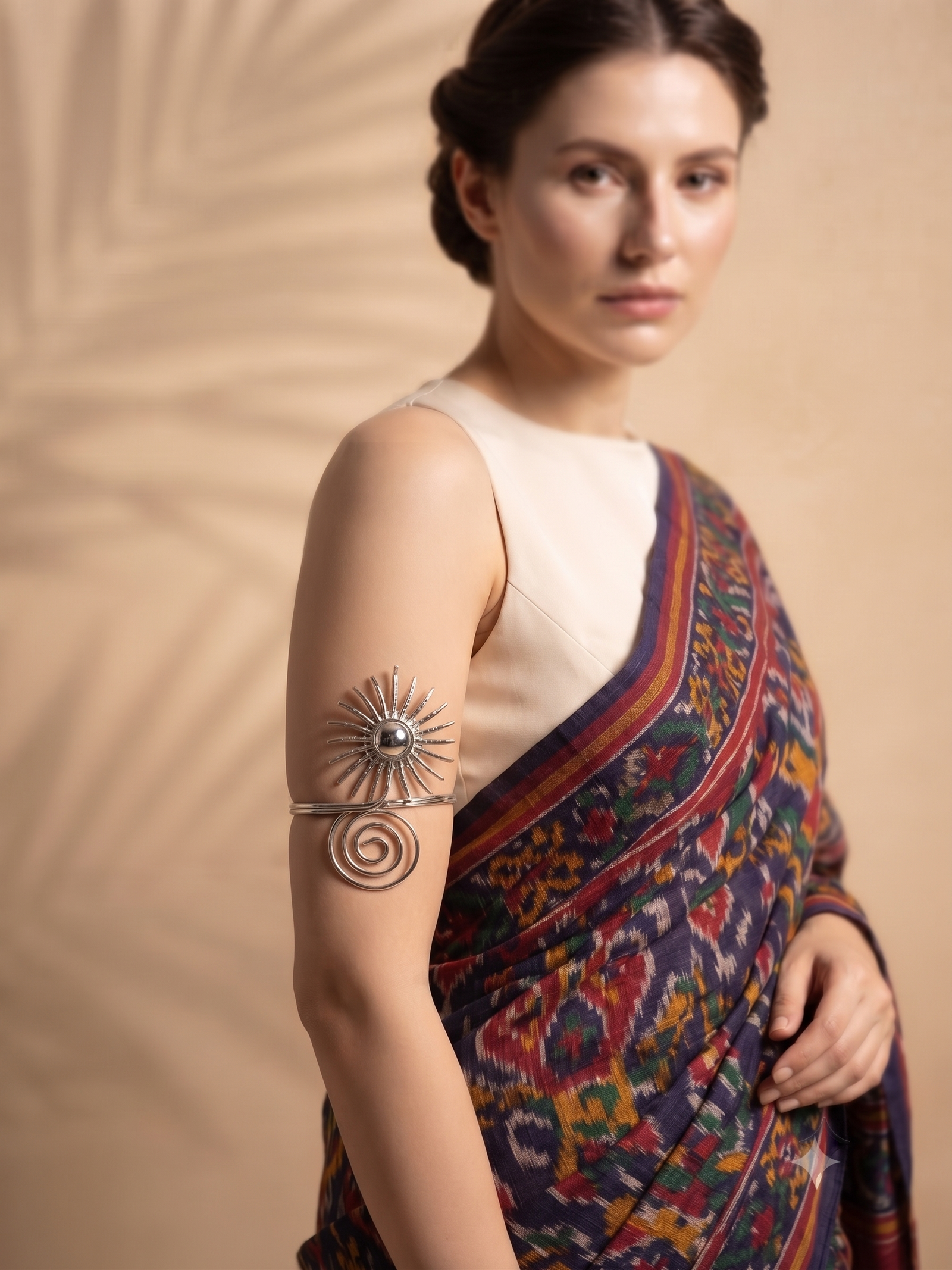 Solara Arm Cuff (Silver)