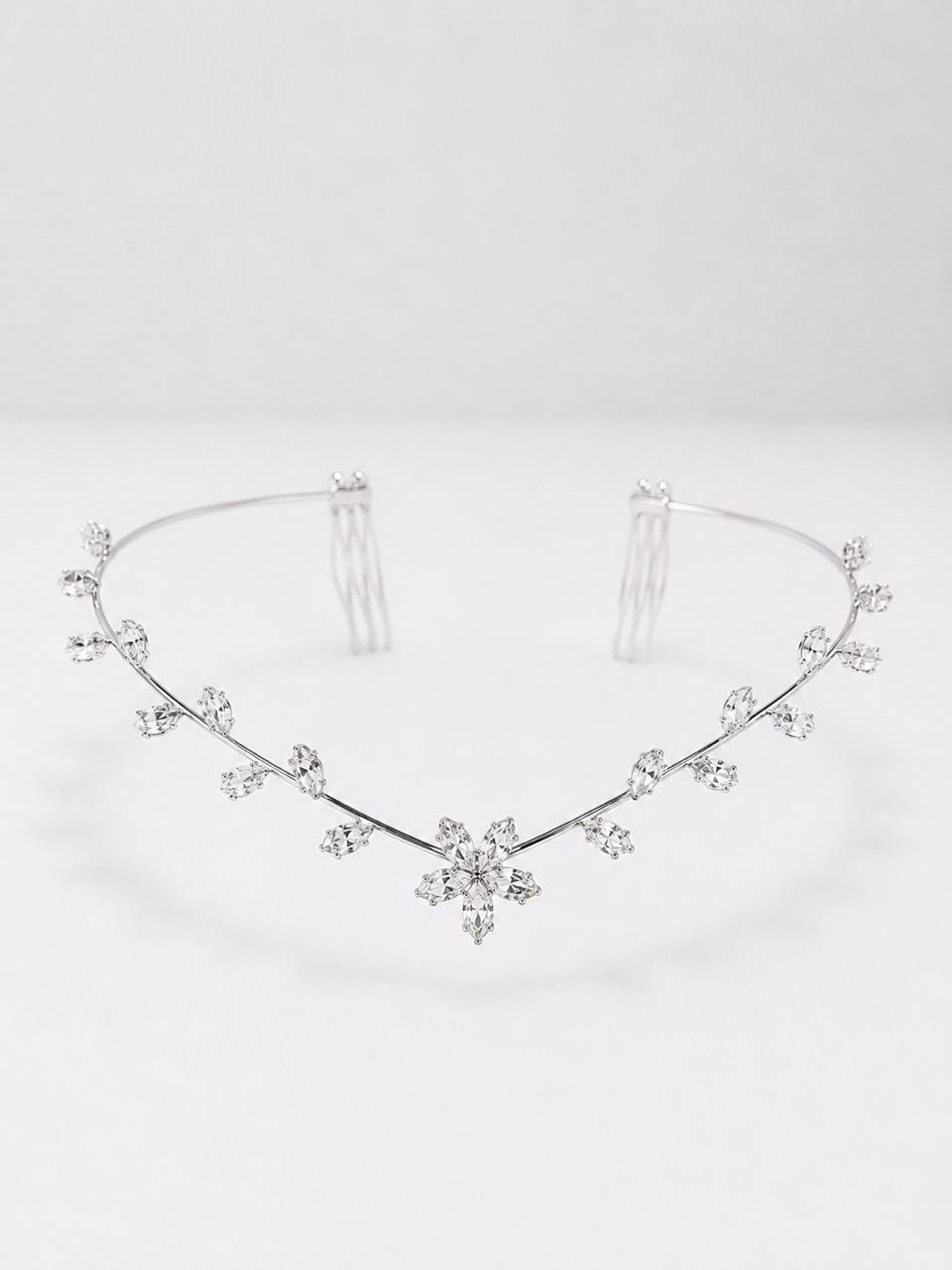 Elegant Flower n Leaves Hairlet (Silver & Golden)