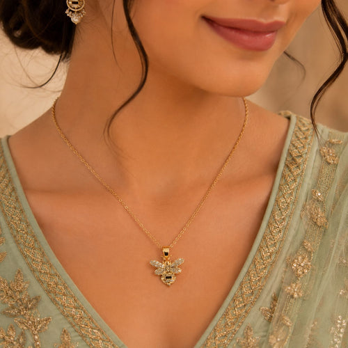 Bee Royale Pendant