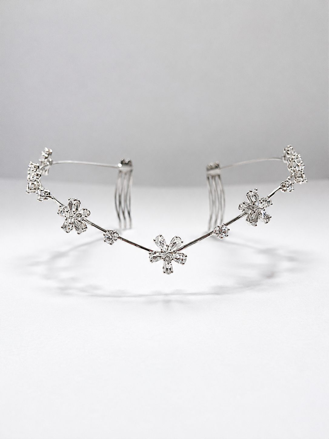 7 Flowers AD Hairlet (Golden and Silver)