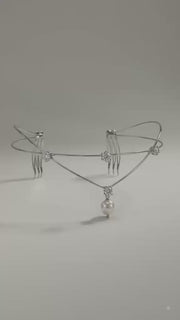 Minimal V stone hairlet (Golden and Silver)